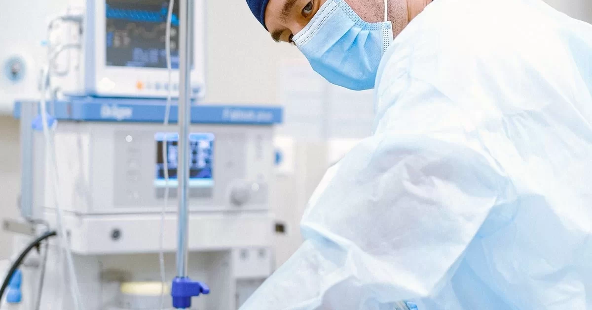 Eventrația (hernia postoperatorie): de ce apare și cum se repară corect
