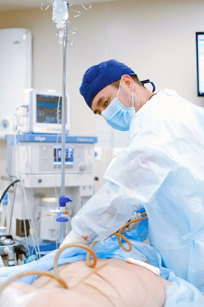 Eventrația (hernia postoperatorie): de ce apare și cum se repară corect